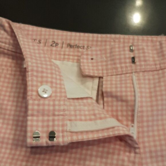 Talbots Perfect Short - Picture 4 of 11